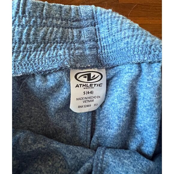 Athletic Works Womens Blue Elastic Waist Shorts  Size 4-6 - Picture 4 of 4